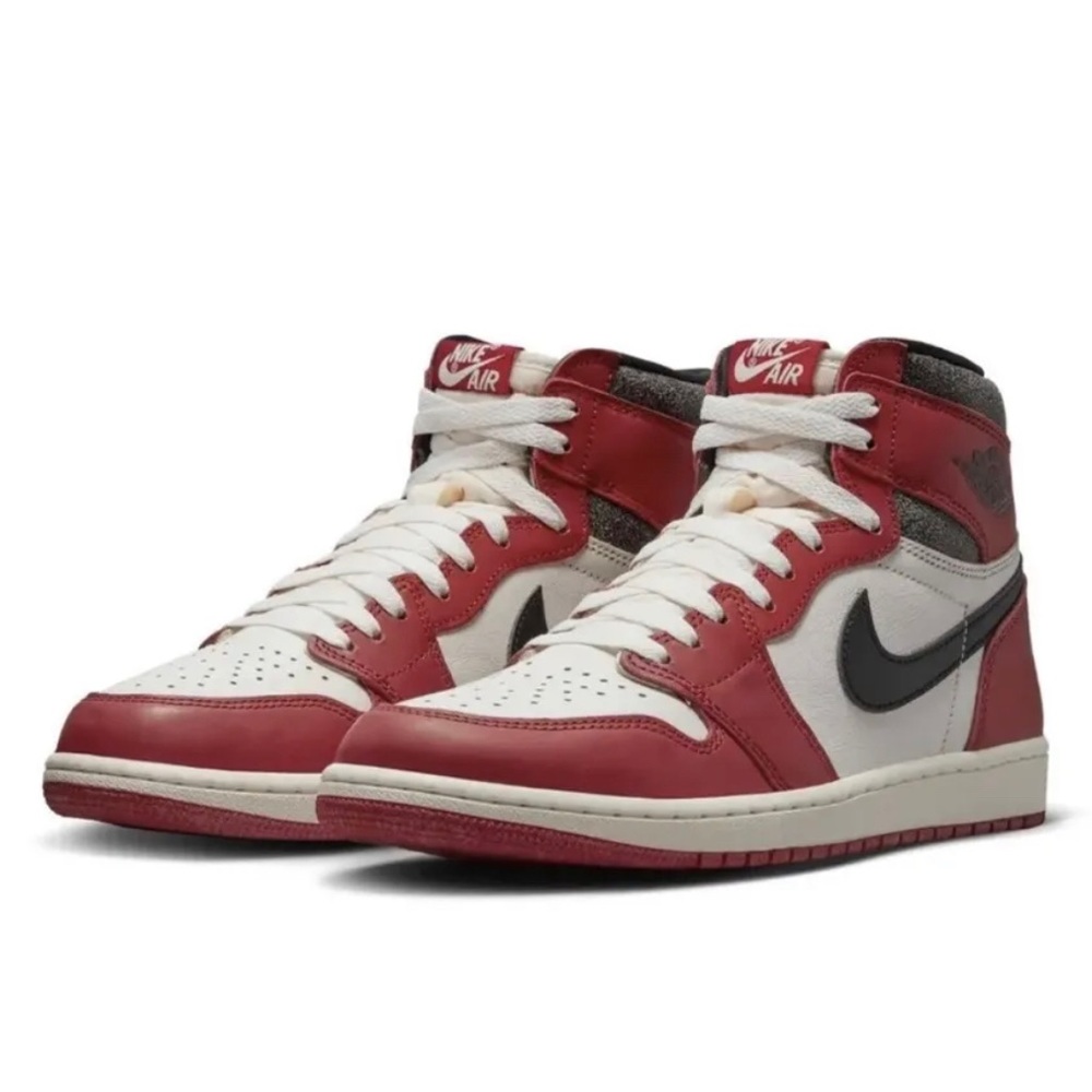 Air Jordan 1 Retro High OG Chicago Lost and Found (GS) FD1437-612 Size 7Y BNIB